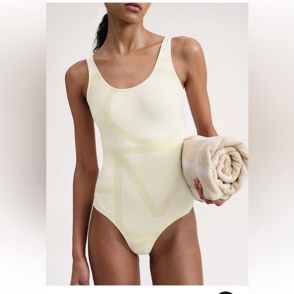 Toteme Monogram swimsuit sand - Medium